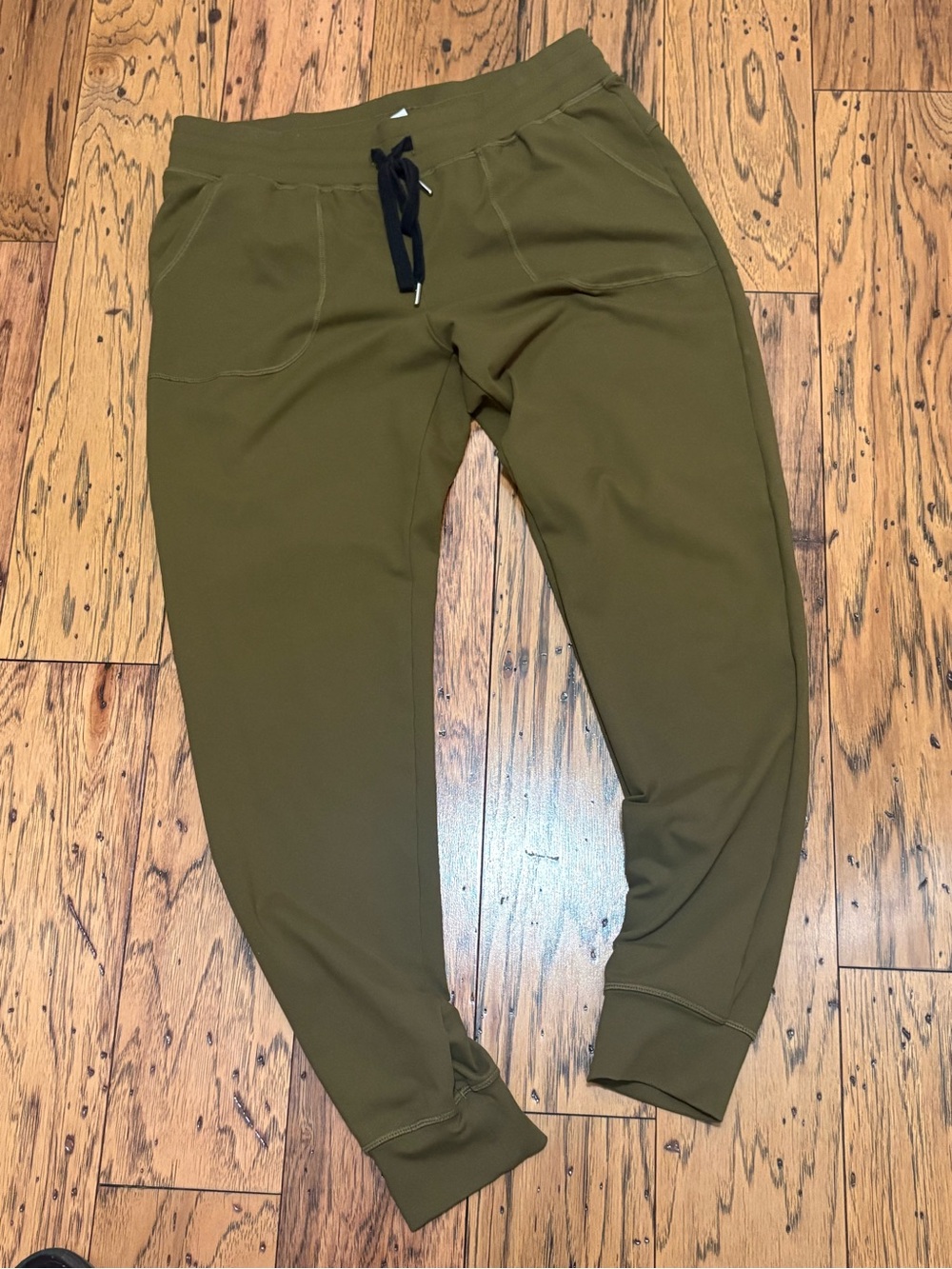 Zyia Active Olive Unwind Joggers Size Medium